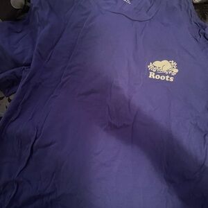 roots t shirt